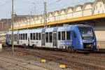 Vlexx 622 911 als RE 17 nach Kaiserslautern bei der Ausfahrt in Koblenz Hbf.