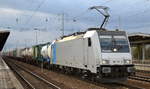 RTB CARGO GmbH mit der Rpool  186 271-3  [NVR-Number: 91 80 6186 271-3 D-Rpool] und Containerzug am 05.02.19 Richtung Frankfurt/Oder/Polen.