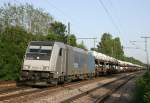 185 676 mit DGS 69363 (RTB, Passau Grenze–Bremen Rbf) am 22.05.2014 in Beratzhausen, aufgenommen vom Bahnsteigende