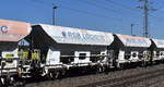 Zweiachsige Schüttgutwagen mit dosierbarer Schwerkraftentladung vom Einsteller Rurtalbahn GmbH, im Bild der Wagen mit der Nr. 47 80 D-RTB 6451 029-8 Fcs in einem Ganzzug am 30.04.24 Höhe Bahnhof Rodleben.