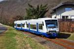 VT 744 der Rurtalbahn nach Heimbach in Brck im Rurtal - 09.03.2012