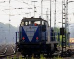 Die V107 von der Rurtalbahn rangiert in Aachen-West bei der Abendsonne am 30.5.2012.