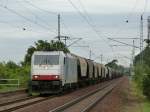 186 240 der Ruhrtalbahn zieht ihren Getreidezug durch Dresden Stetzsch.