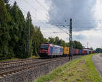 482 028 ChemOil mit einem Rheintalumleiter auf der Neckar Alb Bahn Richtung Plochingen bei Reutlingen am 16.8.2017.