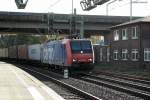 482 007-2 ist mit einen containerzug am 24.10.13 durch hh-harburg gefahren