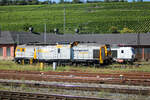 V300.18 (232 446-5), V150.01 (293 507-0) und eine unerkannt gebliebene Vectron Dual Mode der SGL am 11. August 2024 in Würzburg