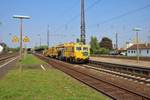 SLG Spitzke Logistik Plasser und Theurer Stopfexpress und Schotterprofiliermaschine am 21.04.18 in Hanau Hbf 