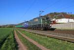 151 124 in Doppeltraktion mit 151 033 der SRI im Auftrag für Starkenberg mit einem E-Wagen Ganzzug in Fahrtrichtung Norden. Aufgenommen in Ludwigsau-Friedlos am 19.04.2019.