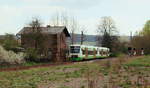 Ein Regio-Shuttle-Doppel der Süd Thüringen-Bahn kommt am 11.04.2014 in Wasungen an