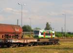 STB VT 122 (95 80 0650 522-5 D-STB) sonnte sich am heien 26.07.2013 vor dem Bw der Erfurter Bahn in Erfurt Ost.