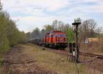 203 029 und 203 028 (SWT) fuhren am 27.04.20 mit dem Stahlzug von Könitz nach Cheb/Tschechien durch Pößneck oberer Bahnhof.