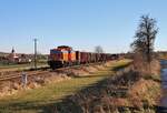 203 28 (203 003) SWT zu sehen am 31.12.21 mit einem Stahlzug Cheb/Cz- Könitz in Dreitzsch.