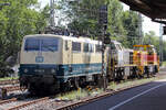 TFT 111 025-3 mit ex COBRA 7716 (0077 016-8) und ex EH 531 (274 074-0) abgestellt in Osnabrück 3.8.2022