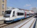 VT106(Hausham) wartet in Mnchen-Hbf auf die Abfahrt als BOB86923;110513