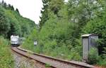 Entlang der Strecke der Bayerischen Oberlandbahn kann man noch einige Relikte aus vergangenen Zeiten entdecken, wie hier ein Fernsprechhäuschen zwischen Schliersee und Fischhausen-Neuhaus