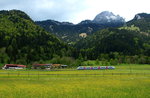 Ein Integral der BOB passiert auf der Fahrt nach Bayrischzell am 16.05.2016 Osterhofen Dorf