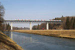 Drei BOB Integrale auf der Großhesseloher Brücke in München.