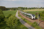 1440 333 als RE 26926 von Dresden Hbf nach Hof Hbf bei Kornbach, 22.05.2018