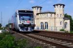 Am 26.05.2009 ist VT001 als MRB88562, in Hhe Delitzsch oberer Bahnhof, auf dem Weg von Halle(Saale)nach Eilenburg.