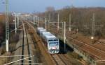 VT 014 und ein weiterer RS1 der MRB durchfahren am 01.03.11 Holzweiig Richtung Leipzig.