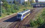 Whrend am 15.10.11 die MRB aus Geithain dem Leipziger Hbf entgegen fhrt, folgt im Hintergrund ein RE aus Dresden.