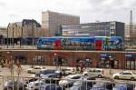 VT 011 mit der Werbung fr den Flughafen Halle/Leipzig, angetroffen am 10.4.2012 im Hbf Halle/Saale.