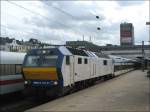 MaK DE 2700-07 vor der Nord-Ostsee-Bahn NOB 80516 nach Westerland (Sylt);  Hamburg-Altona, 13.05.2007  