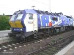 DE 2700-01 der Nord-Ostsee-Bahn wartet in Itzehoe auf Weiterfahrt nach Westerland (Mai 2008)