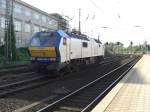 Diesellok MAK DE 2700-12 der Nord-Ostsee-Bahn (NOB)  beim rangieren im Vorfeld des Hamburger Hauptbahnhofes,  am 24.