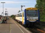 VT 411 der Nord-Ostsee-Bahn (NOB) mit Zug 90015 Tnder-Niebll auf Bahnhof Niebll am 22-6-2007.