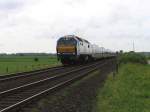 MAK DE 2700-08 der Nord-Ostsee-Bahn (NOB) mit NOB-zug Hamburg Altona-Westerland (Sylt) bei West Bargum on 22-6-2007.