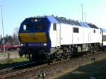 MaK DE 2700-04, am 27.03.2007, auf dem Weg von Niebll nach Westerland (Sylt).