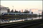 LINTs der NordWestBahn stehen im Hafengelnde von Osnabrck. (Aufgenommen von einem Parkplatz am Morgen des 19.09.2010)