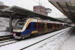 Osnabrck Hauptbahnhof unterer BF am 16.03.2013 um 10.08 Uhr  Doppeleinheit der Nord West Bahn   Vorne VT 648093 mit Werbung Dragons Quakenbrck  und hinten VT 648192 mit Werbung Insel Langeoog.