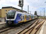 ET 440 332 der NWB als Werbeträger für die Eisbären Bremerhaven bei der Einfahrt nach Bremen Hauptbahnhof. Aufgenommen am 14.06.2014.