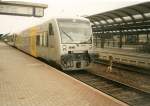 Transregio VT 006 nach Kusel im August 2000 im Hbf von Kaiserslautern.