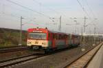 berraschend tauchte ein Triebzug der Taunusbahn am 9.November auf der Rollbahn zwischen Darmstadt und Frankfurt a.M. hier in Arheilgen auf. Es war eine Sonderfahrt wie man am Zugziel Anzeiger erkennen konnte.