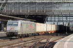 TXL 185 537-8 durchfährt Bremen Hbf.