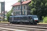 Nachschuss am Mittag des 02.07.2018 auf MRCE/TXL ES 64 F4-285 (189 285-0), als diese von ihrem Containerzug abgesetzt hatte und in Richtung Abstellgleis rangierte.