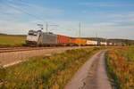 185 417 mit einem KLV-Zug bei Mitteldachstetten Richtung Würzburg, 17.09.2019