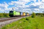 193 247 ELL/TXL  Flixtrain  mit einem KLV-Zug bei Lehrberg Richtung Würzburg, 22.05.2021