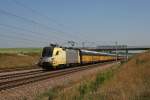 182 513 mit einem Autozug am 03.07.2010 bei Hebertshausen.