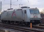 185 531-1 von TXLOGISTIK abgestellt im Bahnhof Stendal und wartet auf ihren nchsten Einsatz.(15.01.2011)