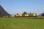 189 202 + 189 xxx mit einem KLV Zug am 02.10.2011 im Inntal bei Niederaudorf.