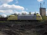 ES 64 U2 011 der TX Logistik AG bei ihrer tagesruhe im bergabebahnhof der Wanner Herner Eisenbahn in Wanne-Eickel.