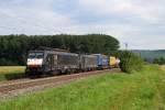 ES 64 F4 - 023 und 035 (TXL) mit KLV-Zug vor Retzbach (Zellingen) [04.08.2012]