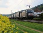 182 510 (ES 64 U2-010) für TX Logistik mit KLV-Zug in Fahrtrichtung Norden.