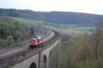 Tfzf 88895 Langeland - Paderbron Gbf in Form von ADAM 9 von Uwe-Adam (angemietet von Energy Rail) berquerte am 25.04.2010 den Bekeviadukt in Altenbeken.