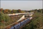 E189 094 bringt den Leerzug zum Rhein whrend ein Kesselzug nach Luha BASF unterwegs ist.