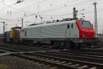 TWE V156 zieht E37531 durch Oberhausen-West 6.2.2010